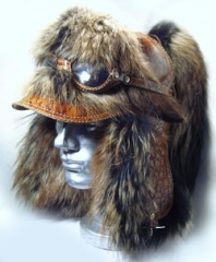  Шапка-ушанка с очками и хвостом из меха  коллекция зима