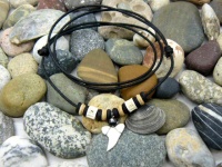 <font color=#FF0000 face=Arial>NEW!</font><p>Амулет с зубом синей акулы OHRA V5